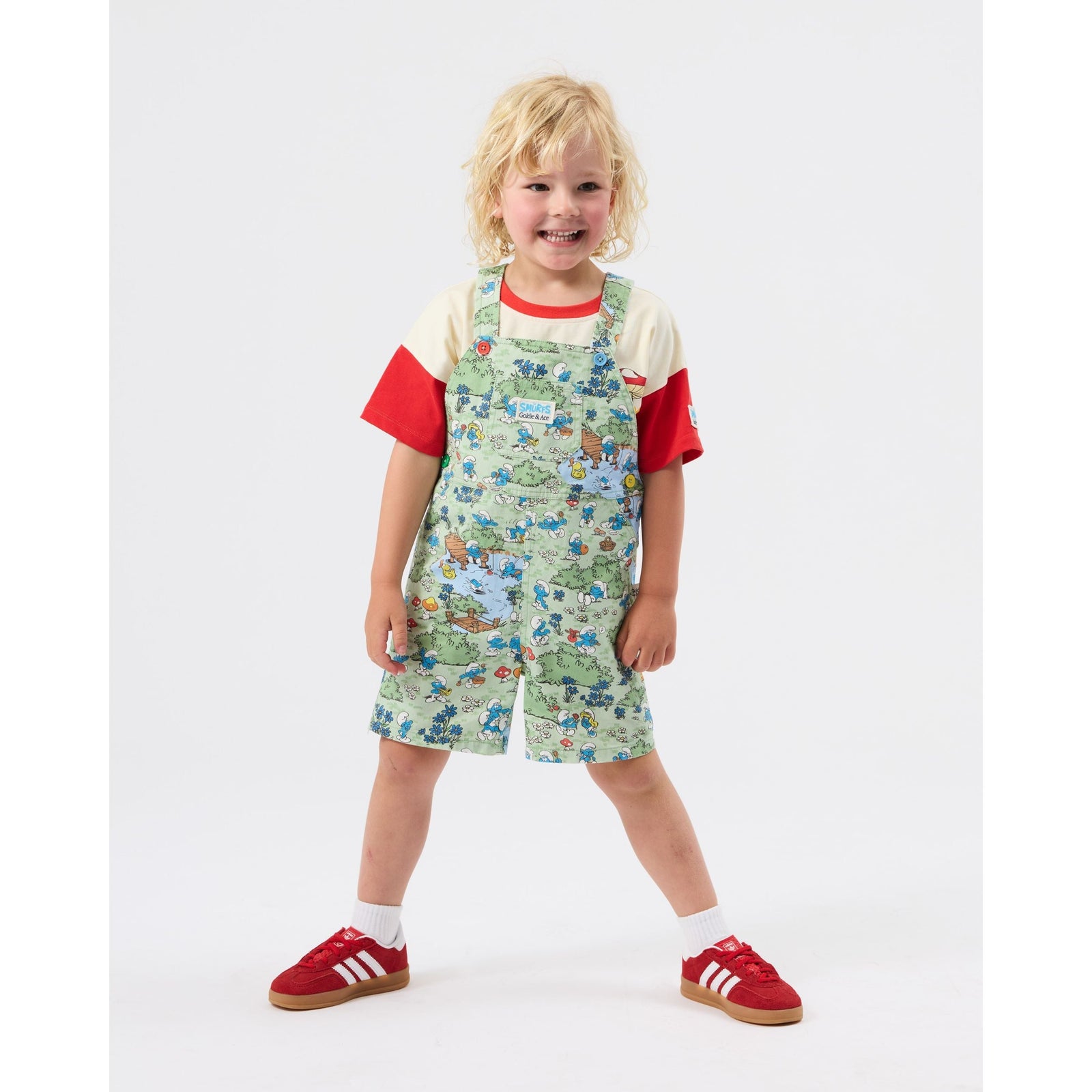 Child wearing Goldie & Ace x The Smurfs Village Print Burton Overall, view 3