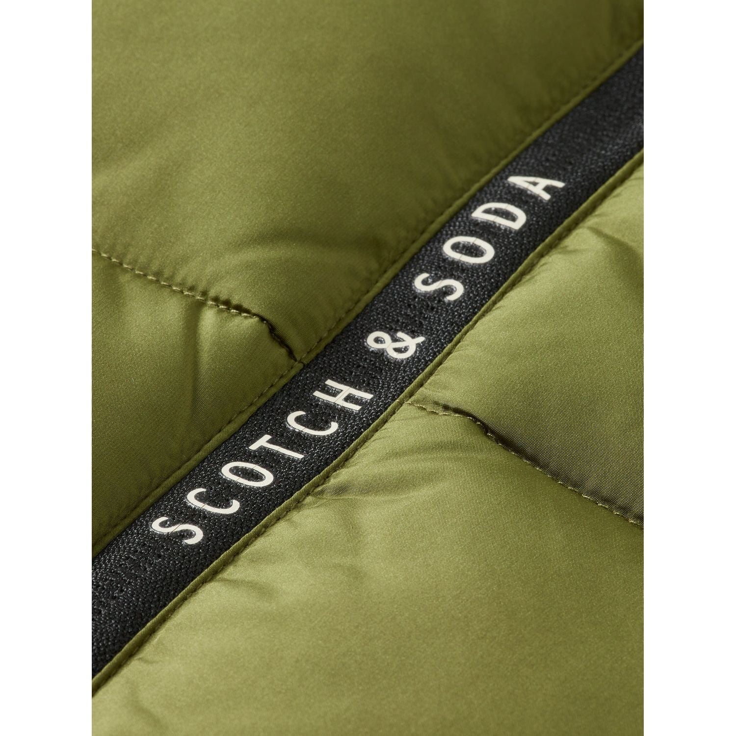 Hooded Puffer Jacket - Military