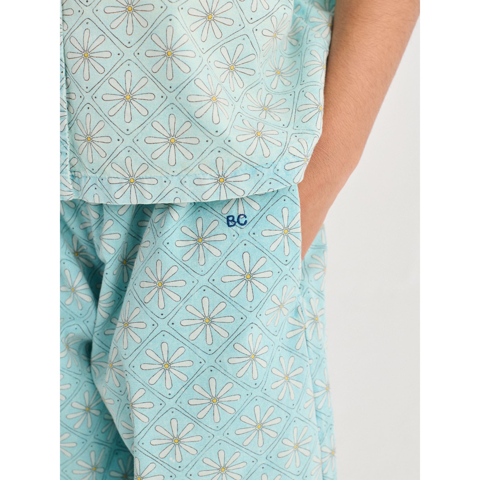 Daisy Mosaic All Over Woven Culotte Pants