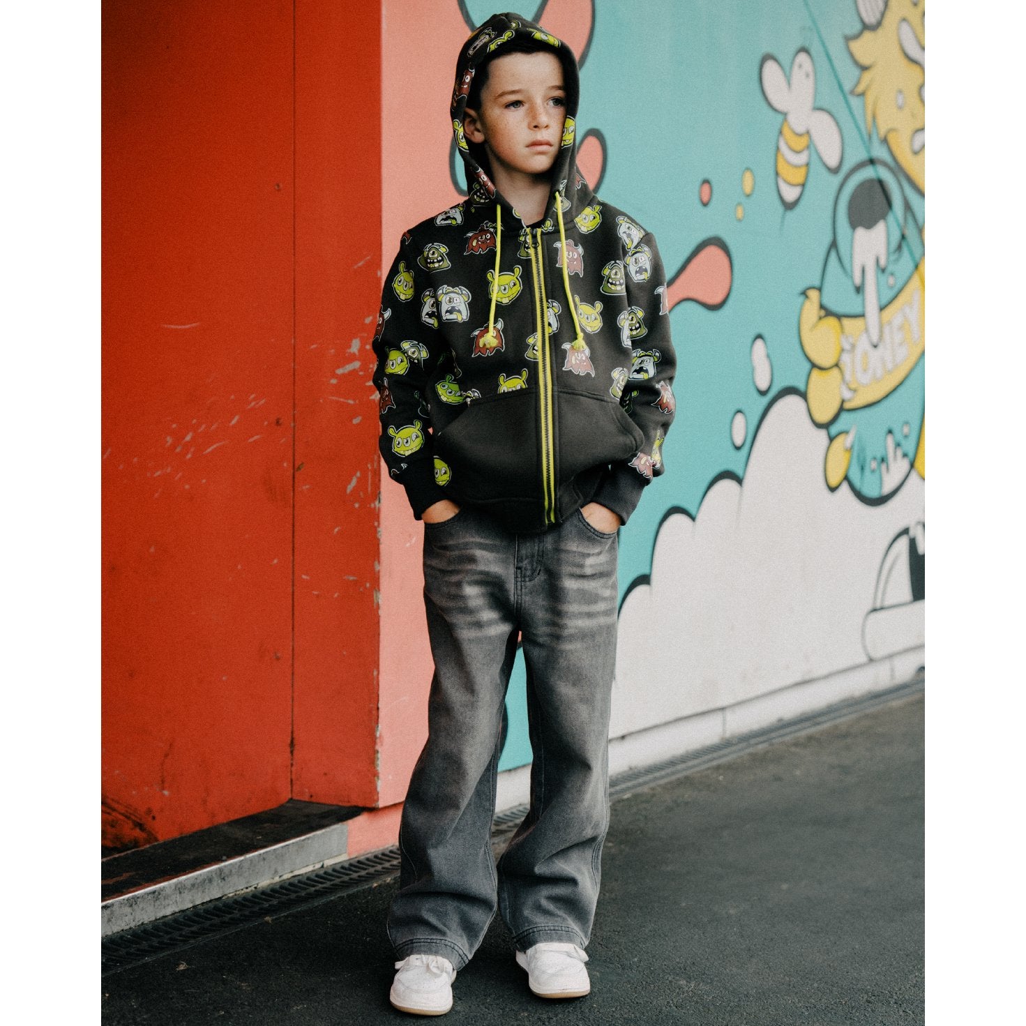 Black Wash Relaxed Jeans