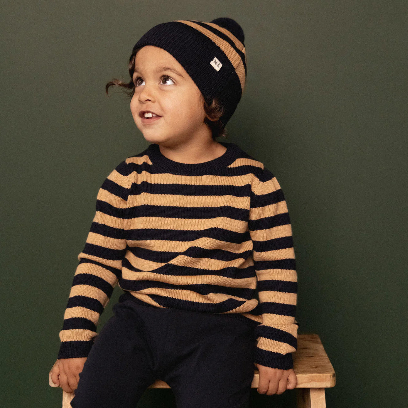 Turtle Neck - Navy/Caramel