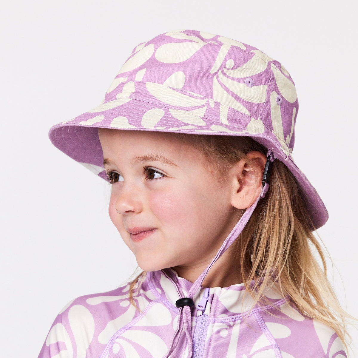 Reversible Bucket Hat Lilac Palms