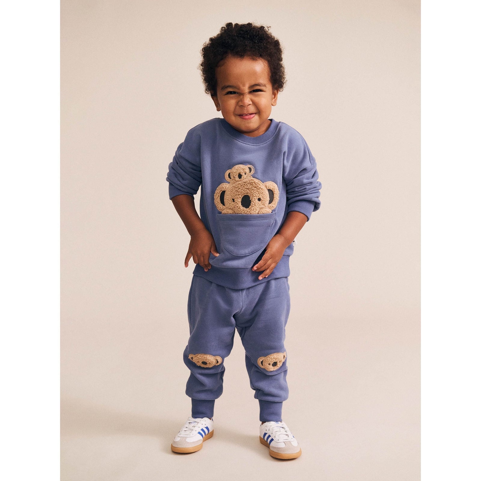Peekaboo Kel Pocket Sweatshirt