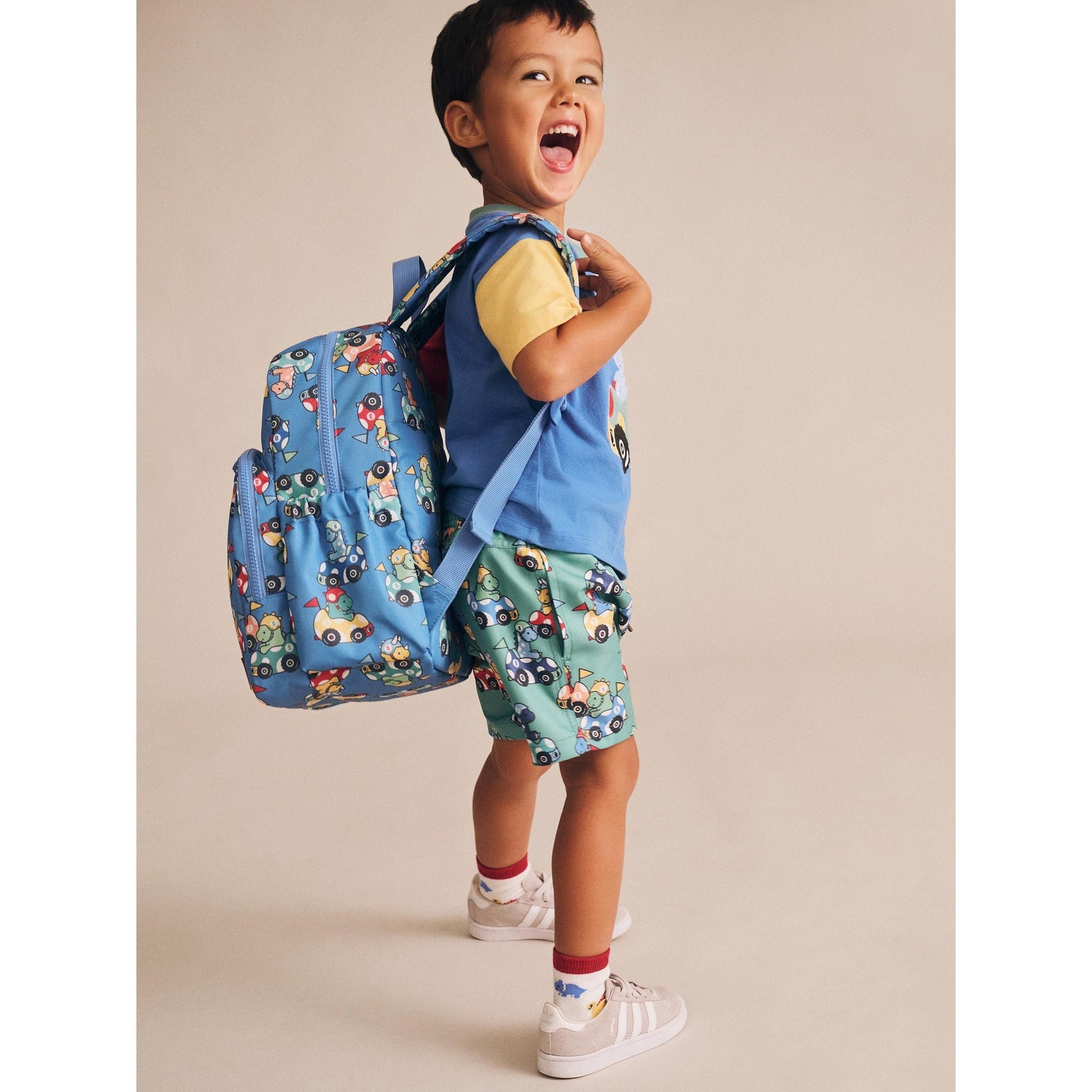 Perfect Backpack Dino Car