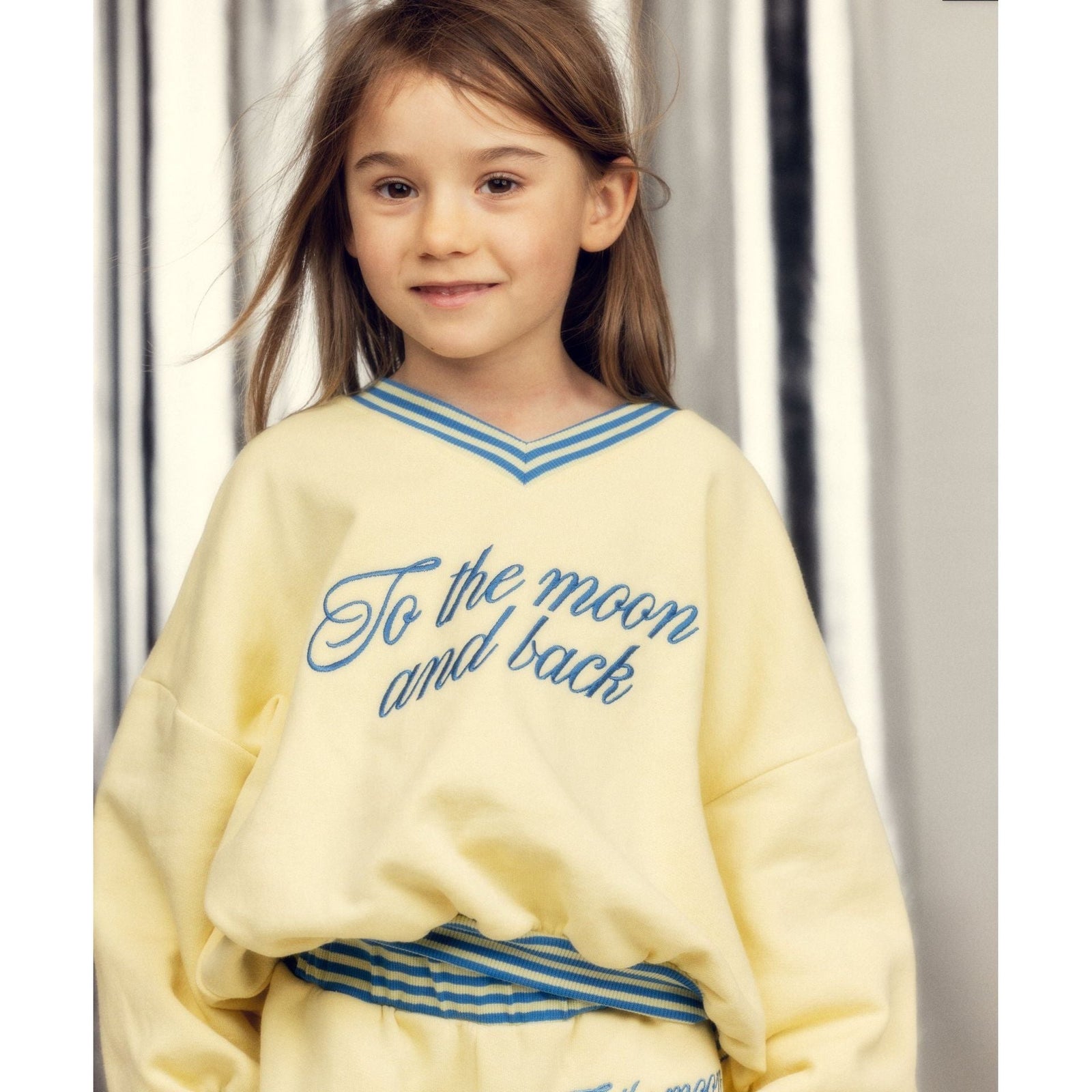 To The Moon Emb Sweatshirt