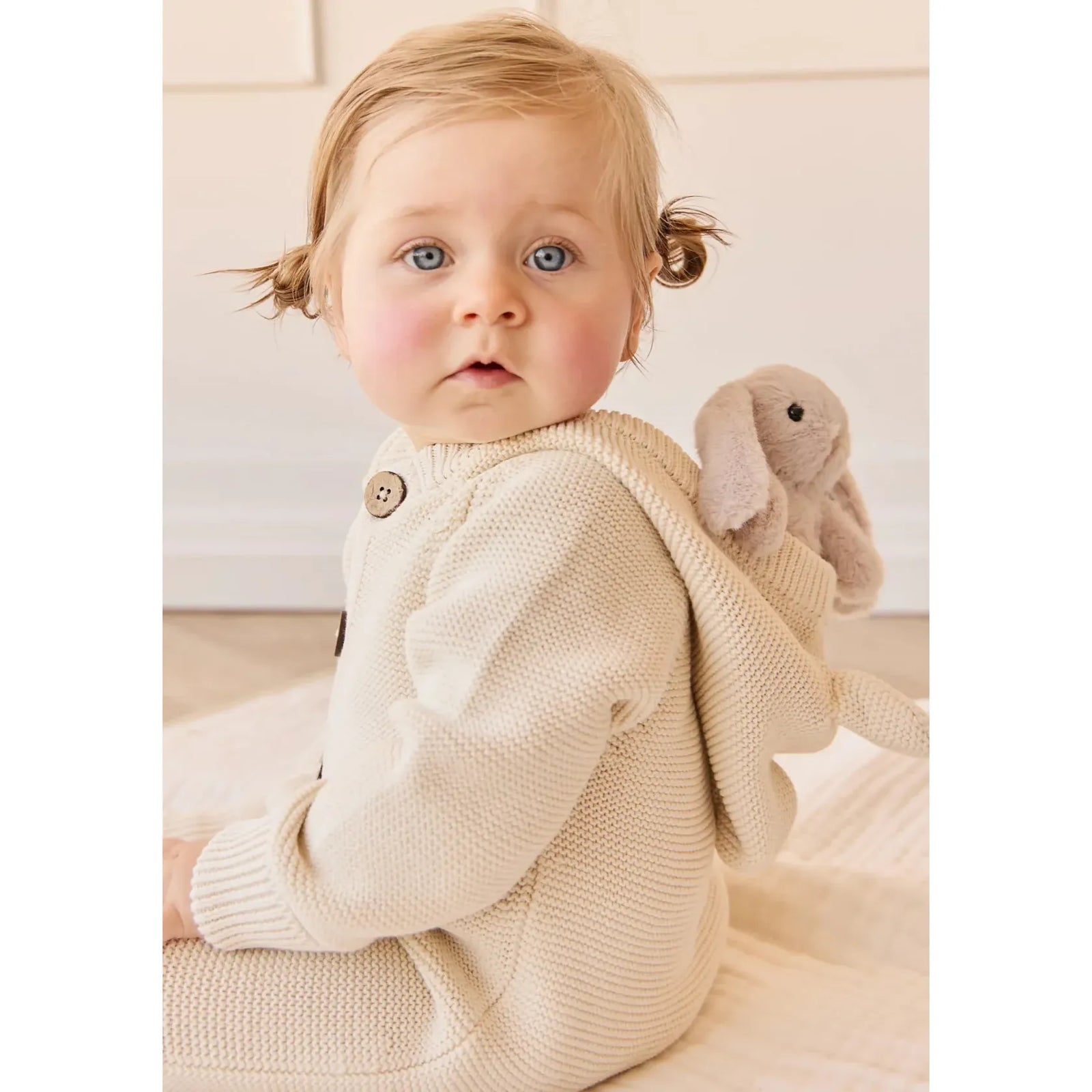 Snuggle Bunnies - Little Penelope - Beige