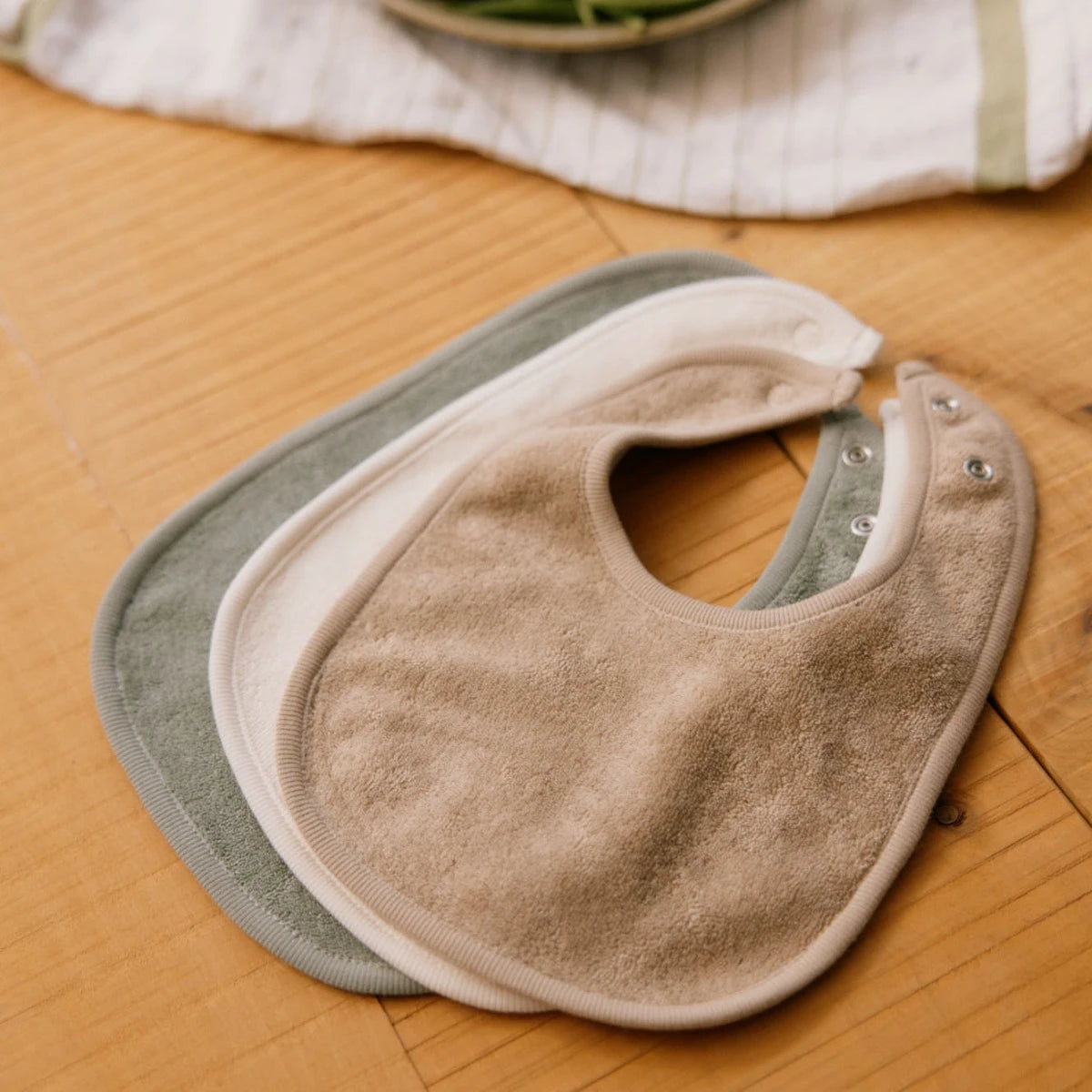 Dribble Bibs 3 Pack - Natural/Nougat/Lily Pad