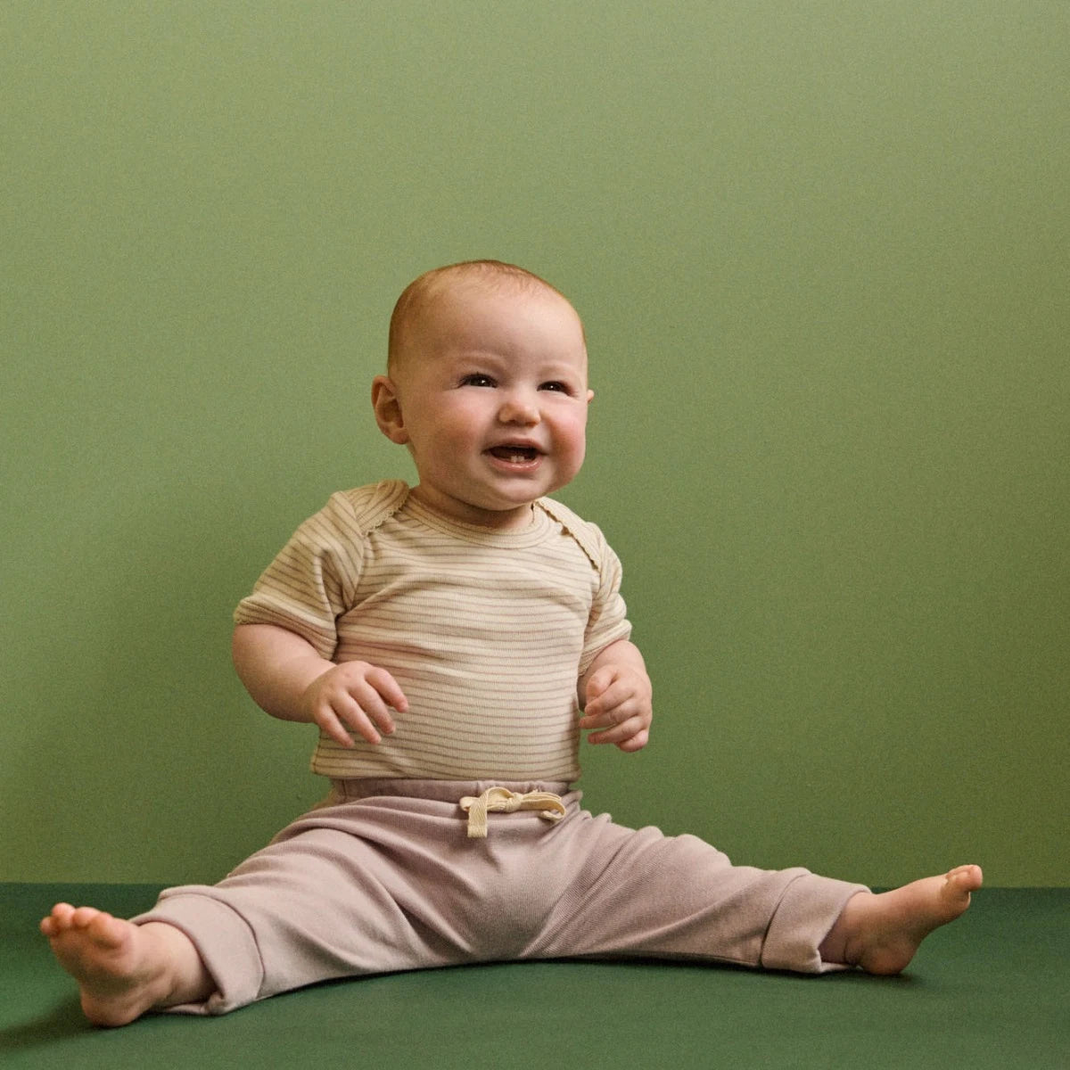 Short Sleeve Bodysuit - Lilac