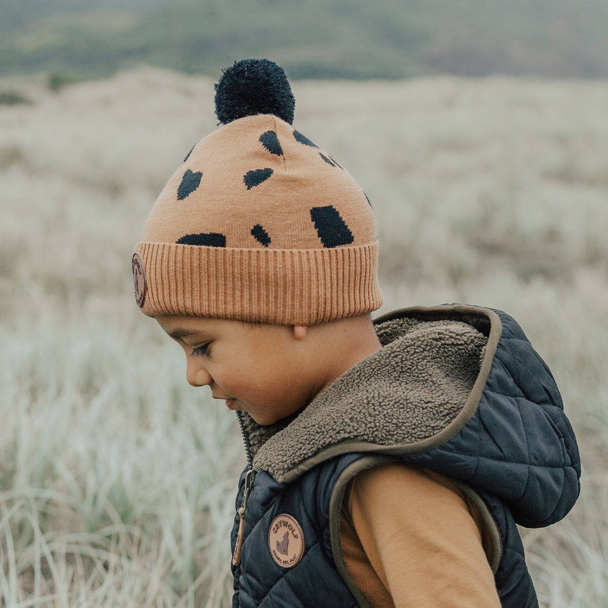 Pom Pom Beanie Stones