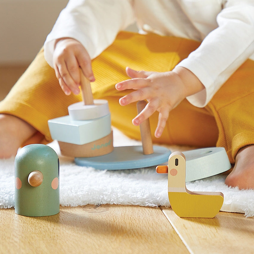 Cocoon Stacking Ducks