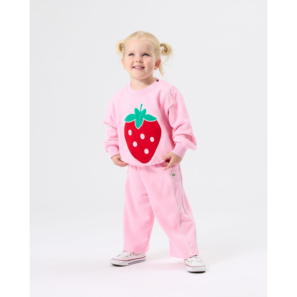 Child wearing Goldie & Ace Jumbo Strawberry Piped Sweater, view 3