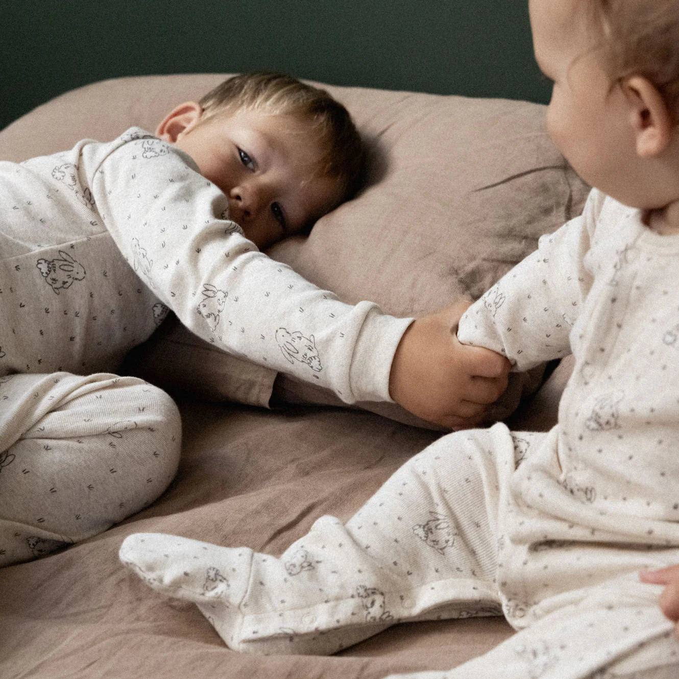 2Pc Long Sleeve Pyjamas - Bramble Burrow Sleep Print