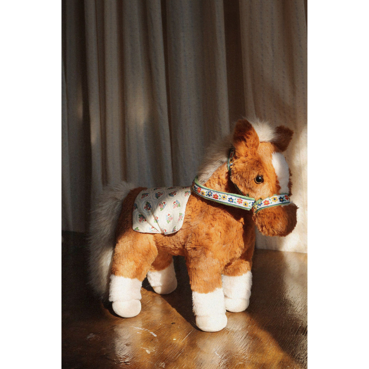 Fiona Horse - Multi