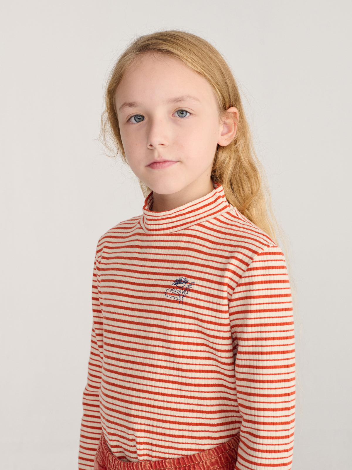 Energy Flower Stripes Turtle Neck T-Shirt
