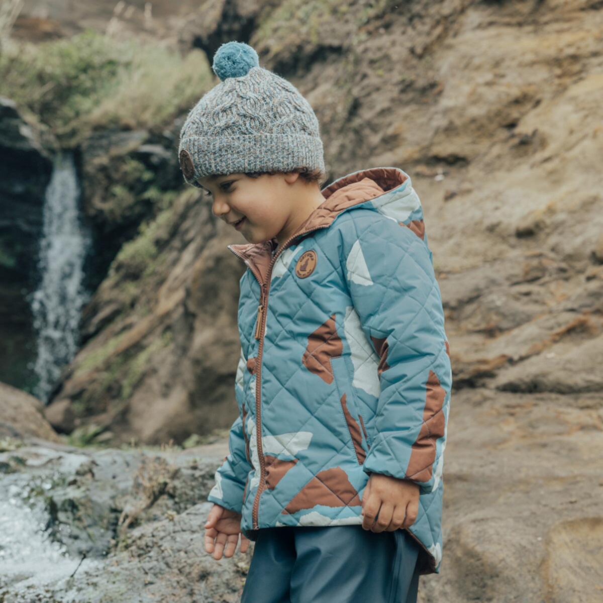 Reversible Eco-Puffer Move Mountains