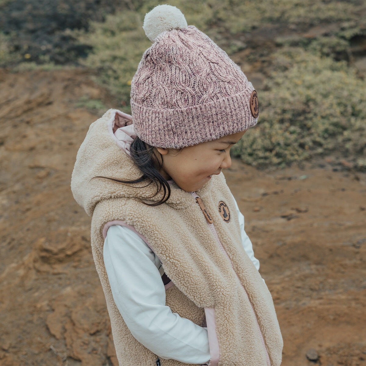 Reversible Yeti Vest Blush/Camel