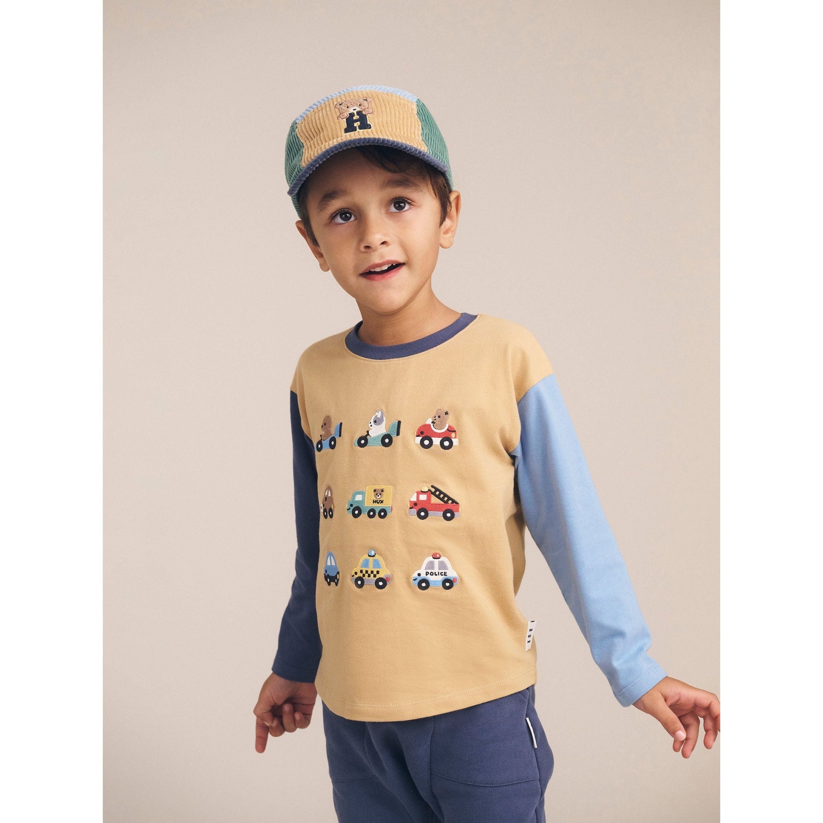 Huxmobile Top
