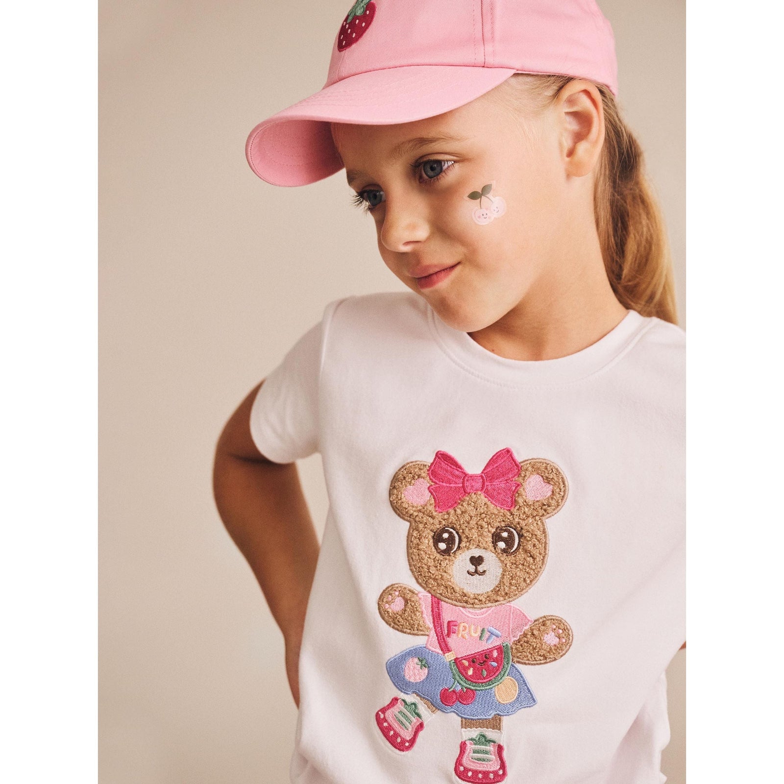 Do The Twist Huxette Tee