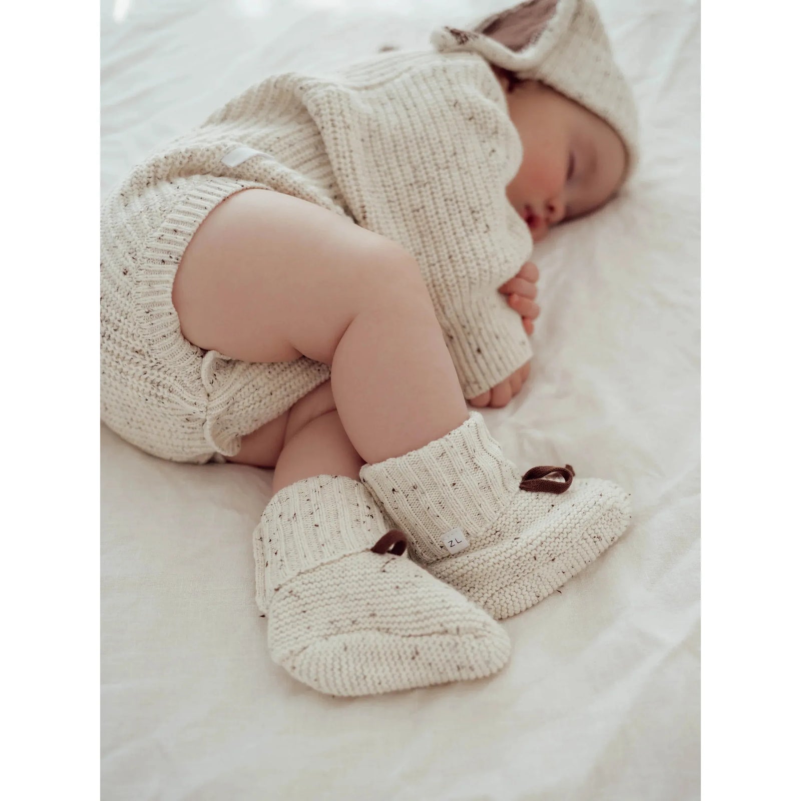 Booties - Cocoa Fleck