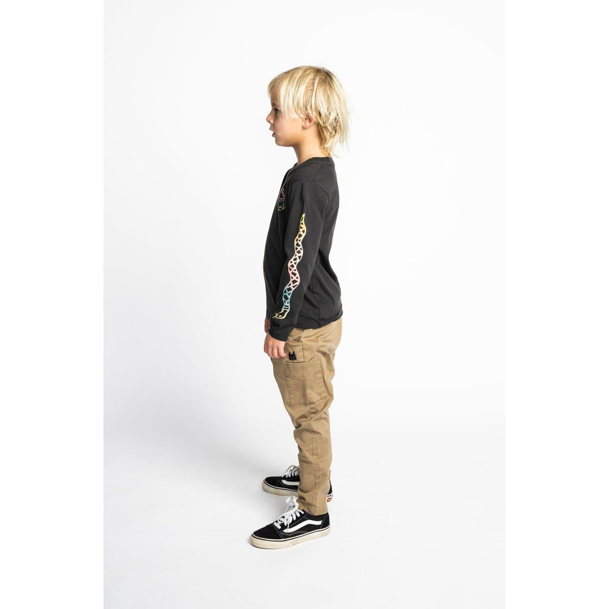 Glowchomp Ls Tee - Soft Black