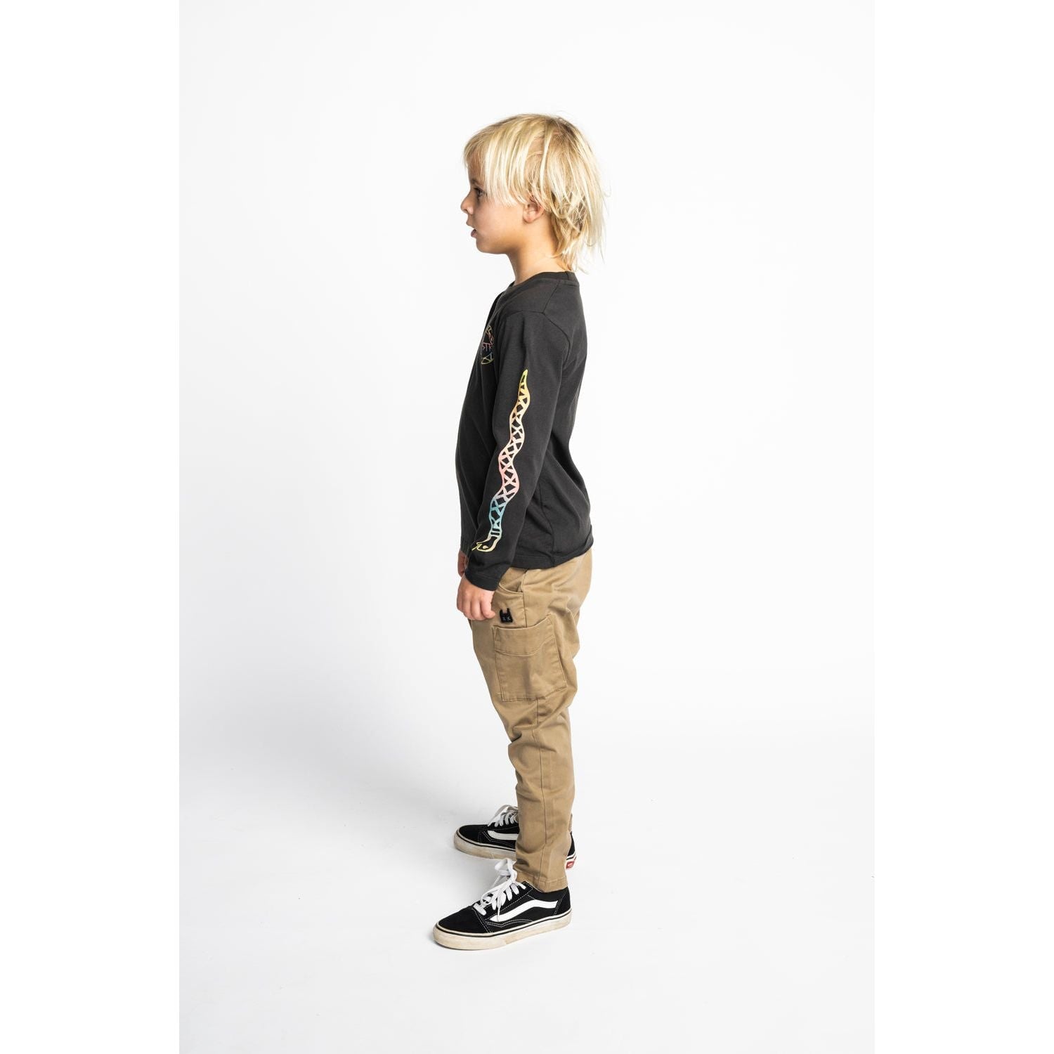 Glowchomp Ls Tee - Soft Black