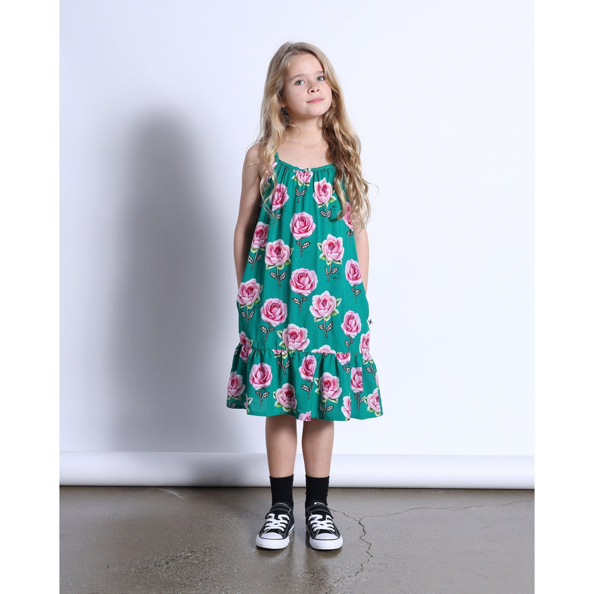 Nice Flowers Woven Dress- Kelly Green