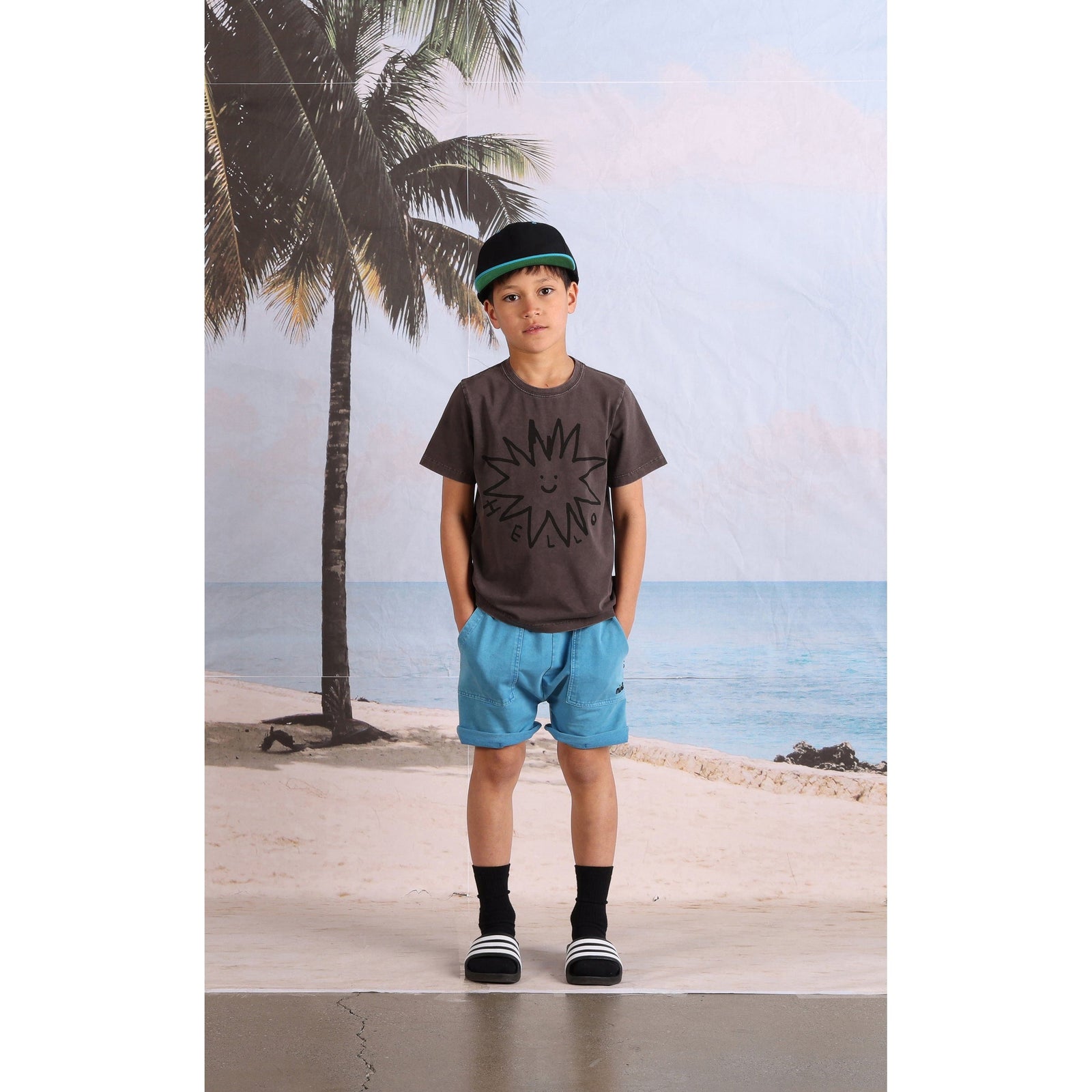 Hello Star Tee- Black Wash