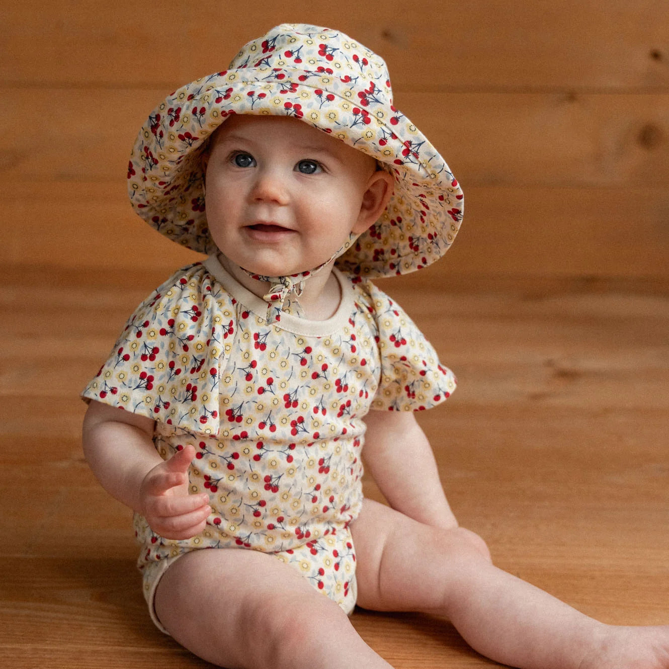 Holiday Sunhat - Kitchen Garden Print