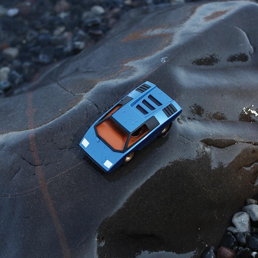 Playforever - Mini UFO Leonessa