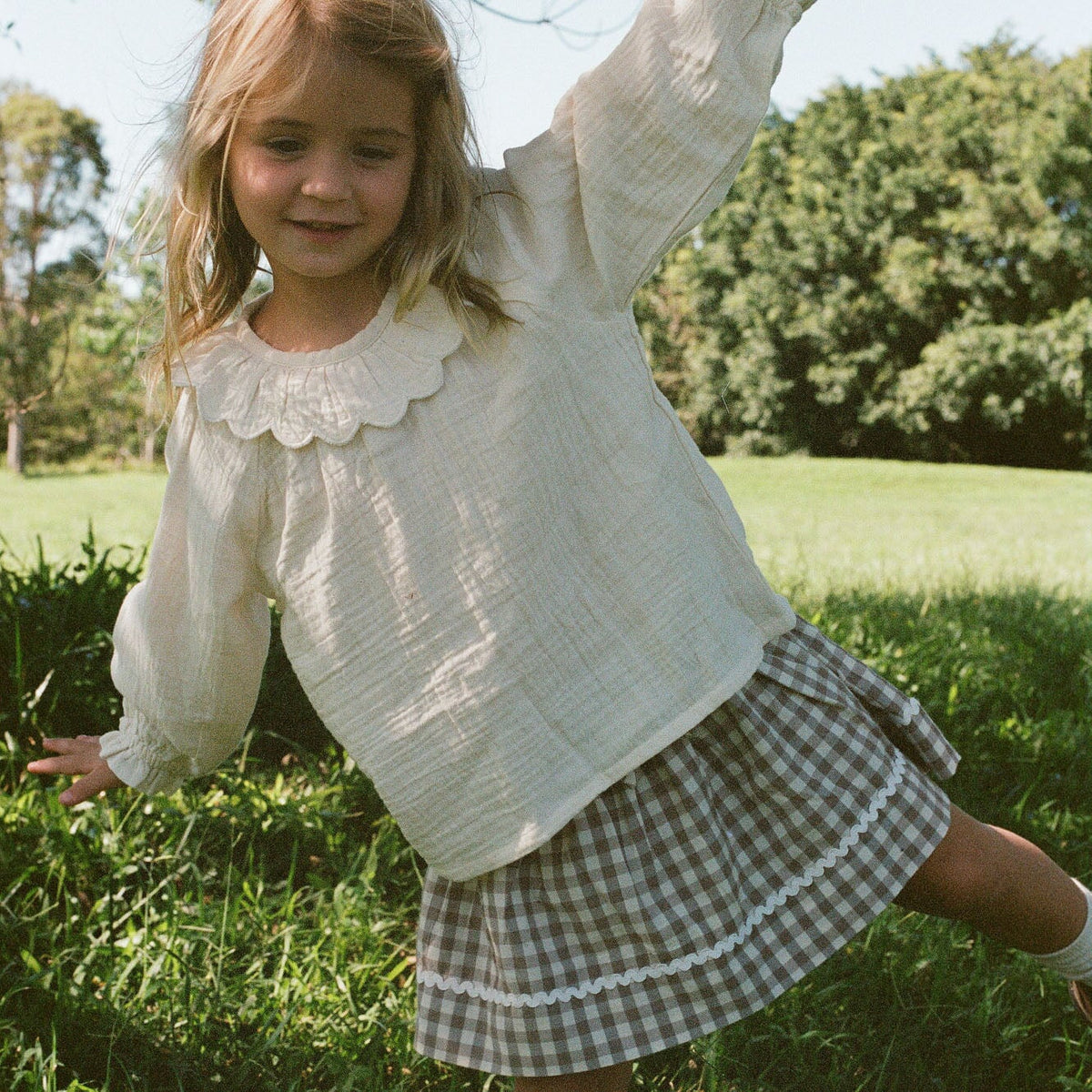 Ruffle Cameron Blouse - Natural