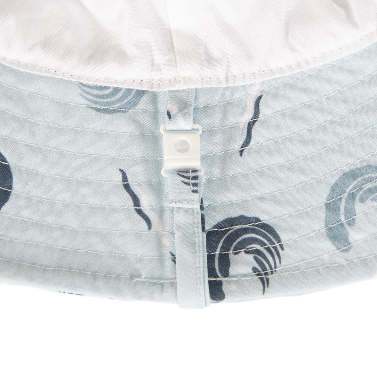 Wave Curl Wide Brim Bucket Hat