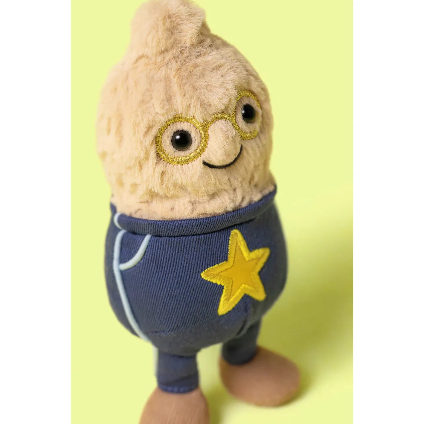 Amuseables Peanut Star Student Outfit