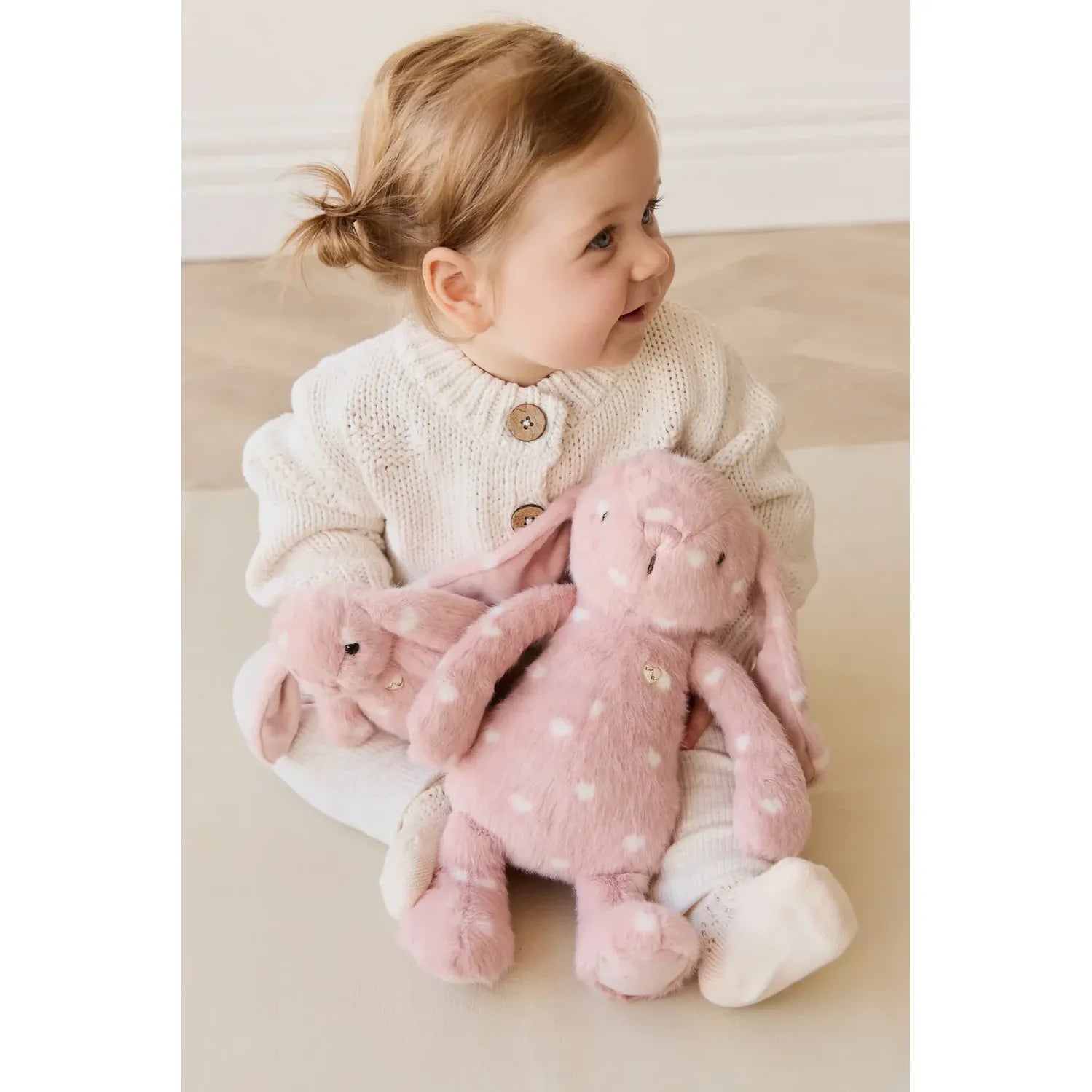 Snuggle Bunnies - Little Love Little Penelope