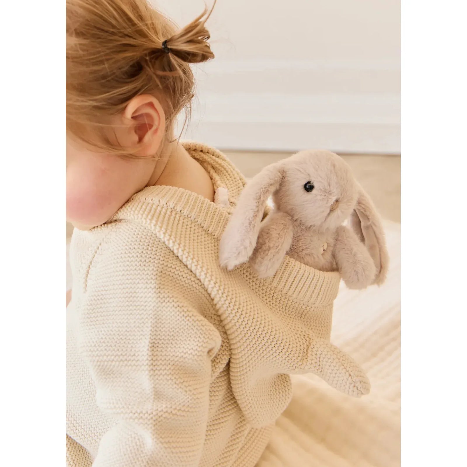 Snuggle Bunnies - Little Penelope - Beige