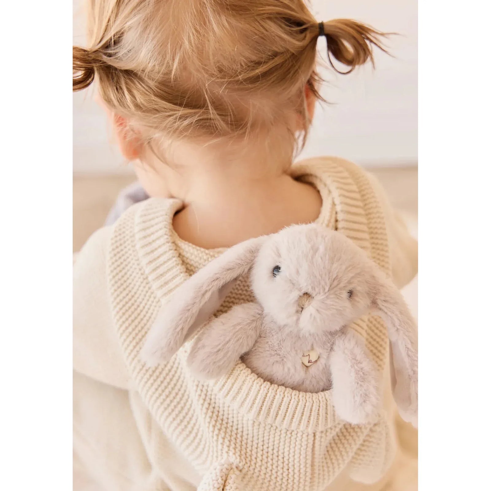 Snuggle Bunnies - Little Penelope - Beige