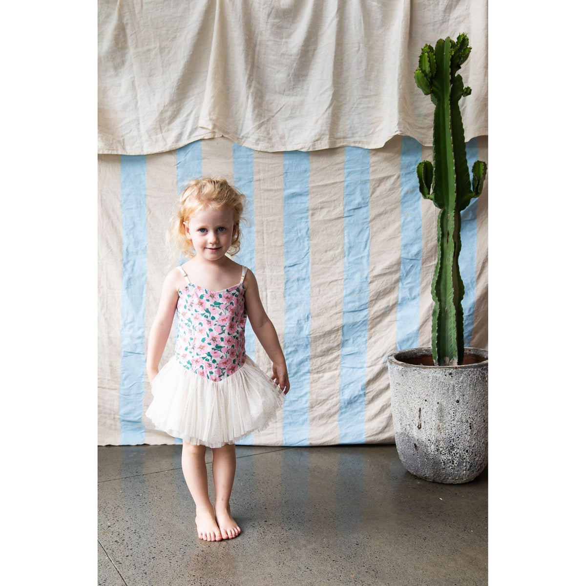 Vintage Ballerina-Sakura