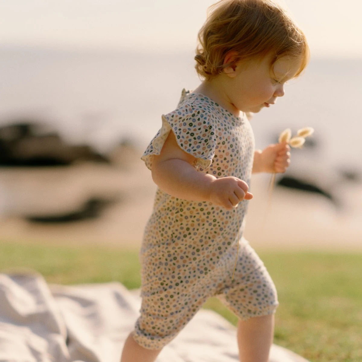 Tilly Suit - Chamomile Blooms