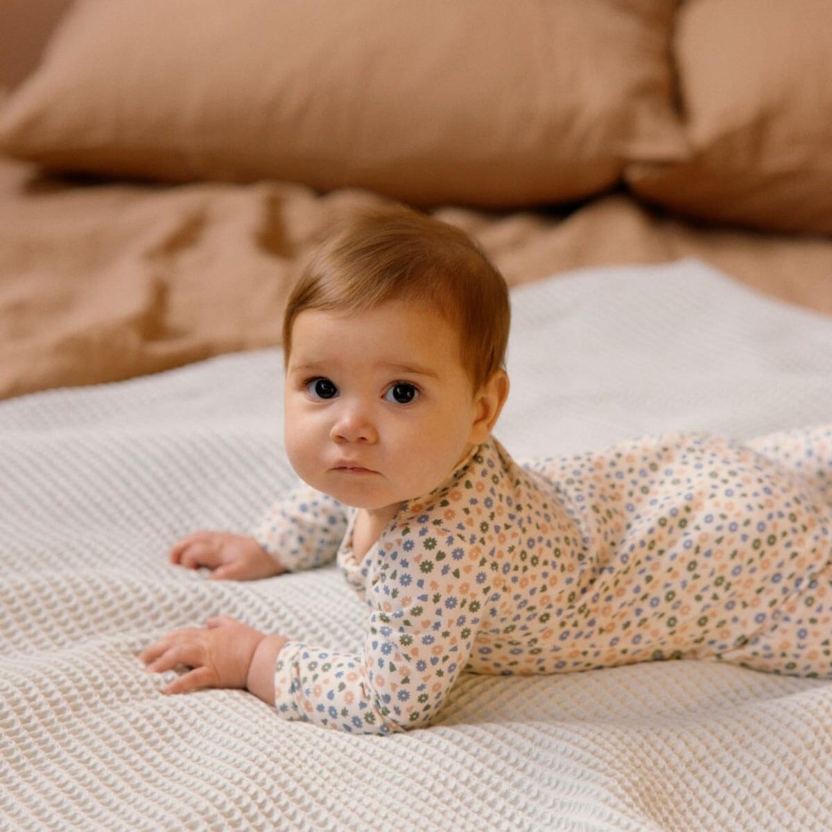 Dreamlands Suit - Chamomile Blooms