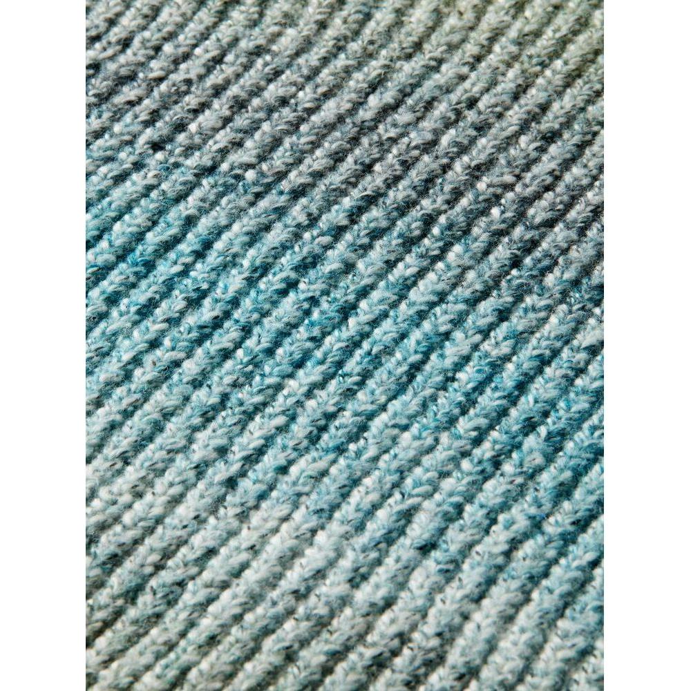 Gradient Crewneck Pullover Knit