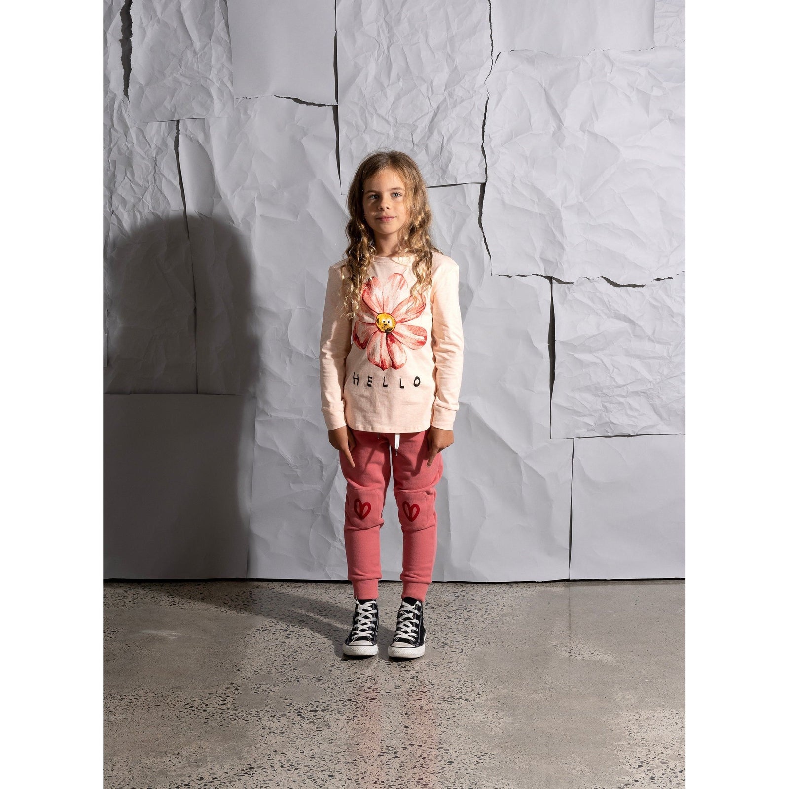 Friendly Flower Tee - Apricot Marle