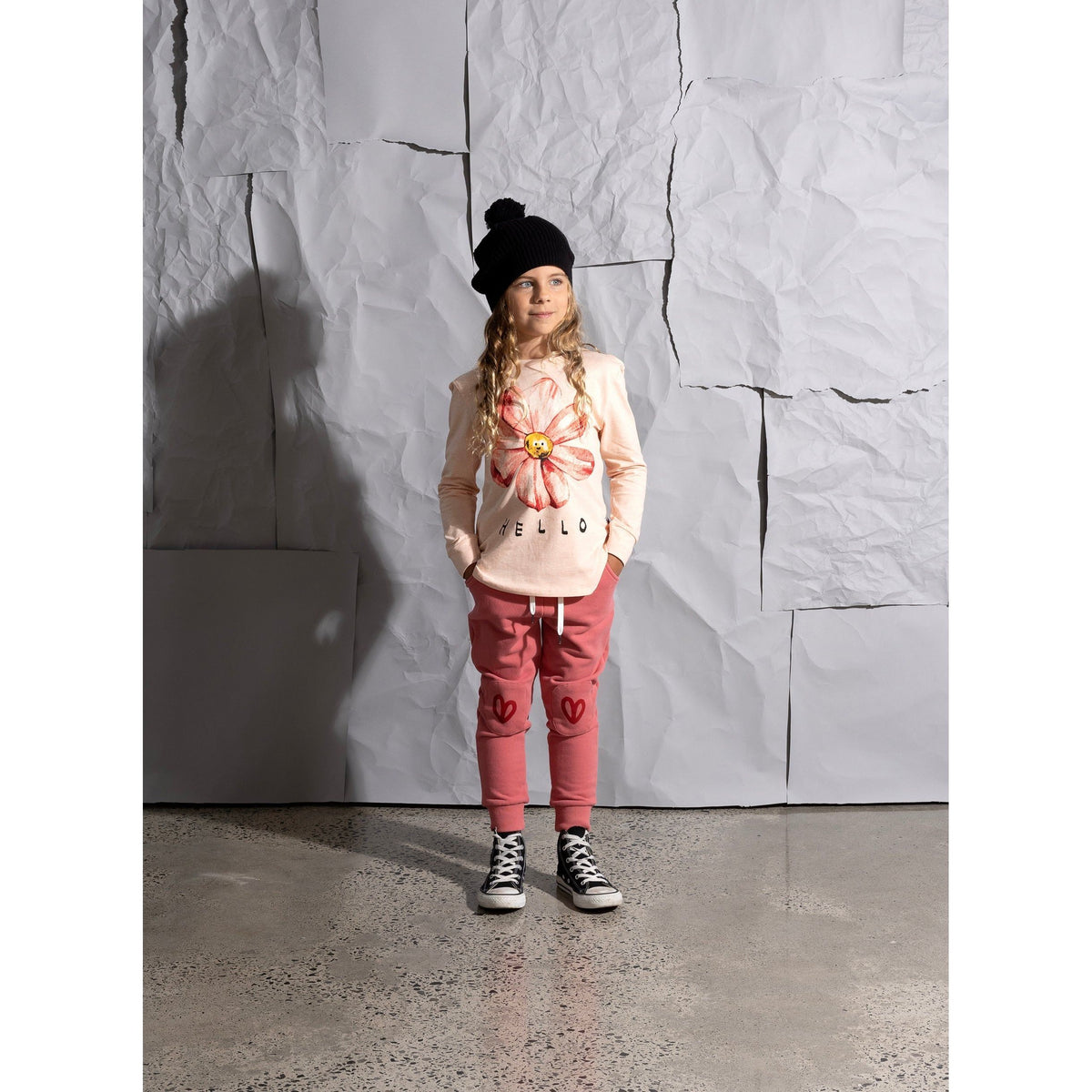 Friendly Flower Tee - Apricot Marle